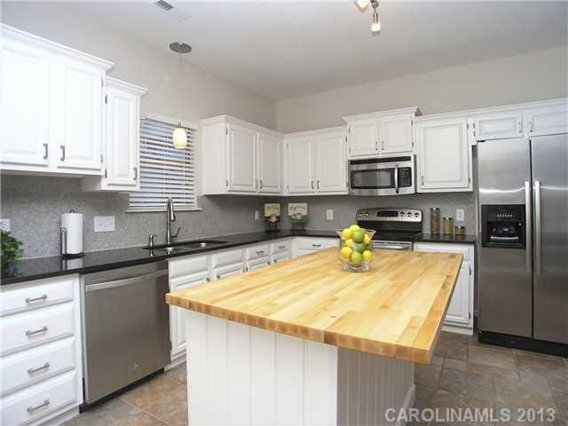 6602 Brenock Ln, Charlotte, NC 28269