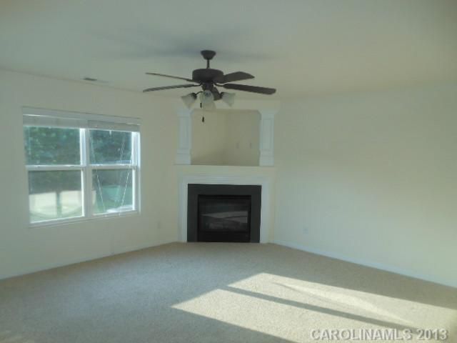 6834 Sunman Rd, Charlotte, NC 28216