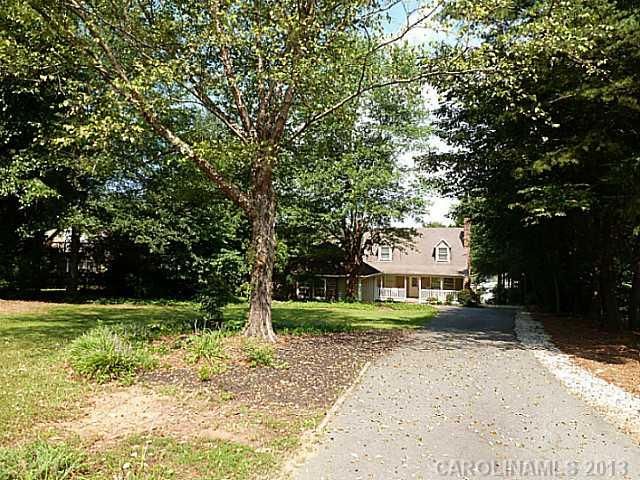 20535 Lagoona Dr, Cornelius, NC 28031