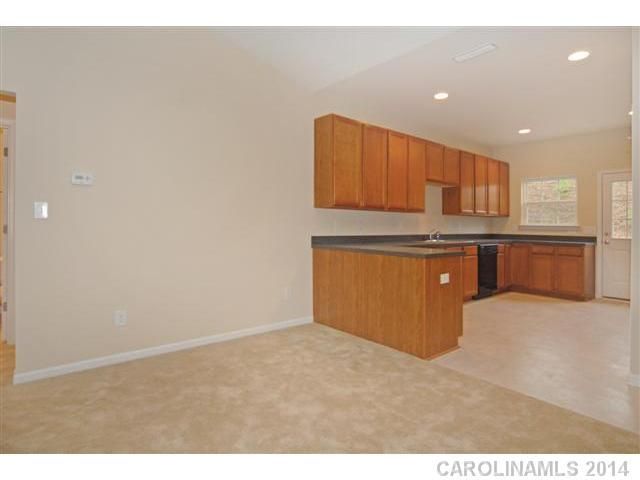 10719 Forest Dr #10, Matthews, NC 28105