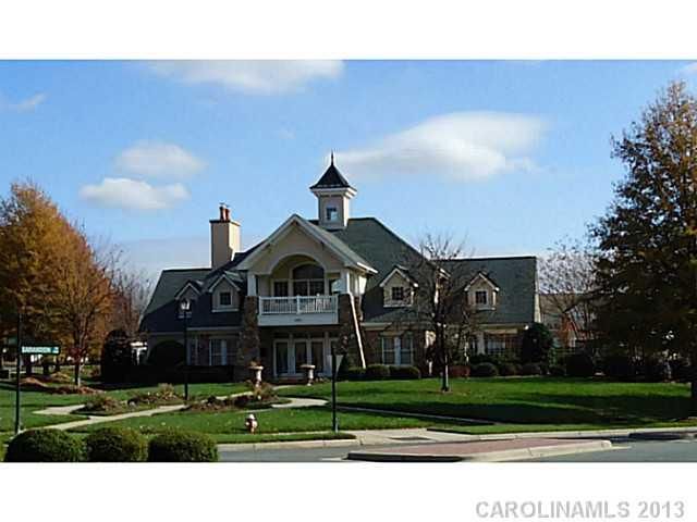 1006 Hawker Rd #112, Matthews, NC 28104