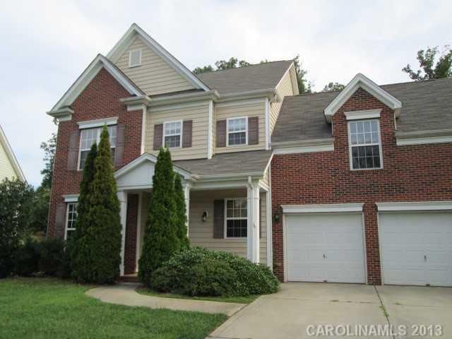 16408 Old Stone Crossing Dr, Charlotte, NC 28213
