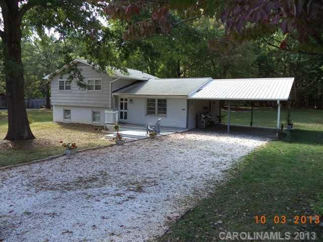 558 Dixie Dr, Mooresville, NC 28115
