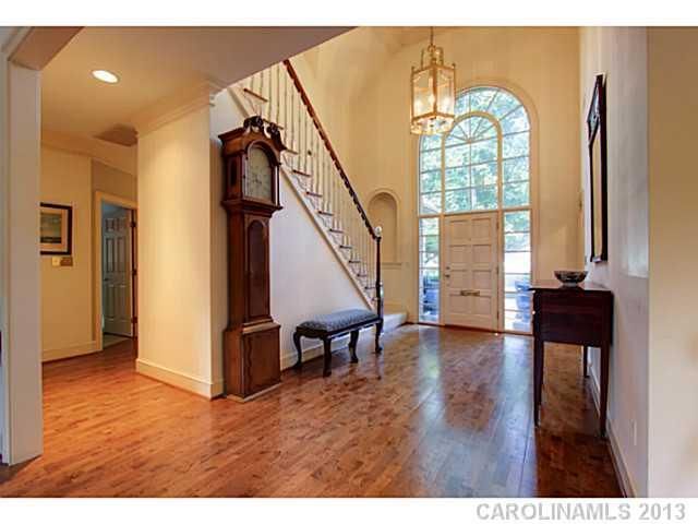 333 S Canterbury Rd, Charlotte, NC 28211