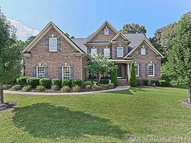 1045 Lake Forest Dr, Weddington, NC 28104