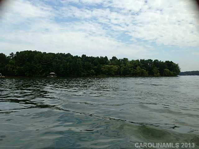 3913 Channel Pointe Ln, Denver, NC 28037