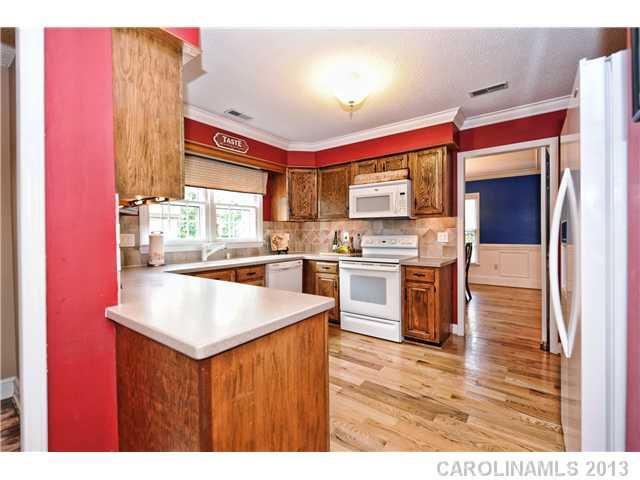 6423 Chalyce Ln, Charlotte, NC 28270