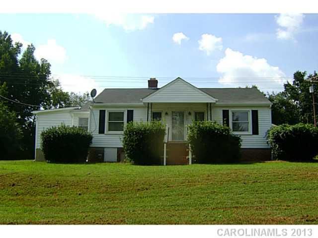 111 Gamble Loop Rd, Bessemer City, NC 28016