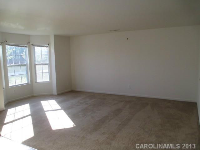 3988 Quiet Stream Dr, Concord, NC 28025