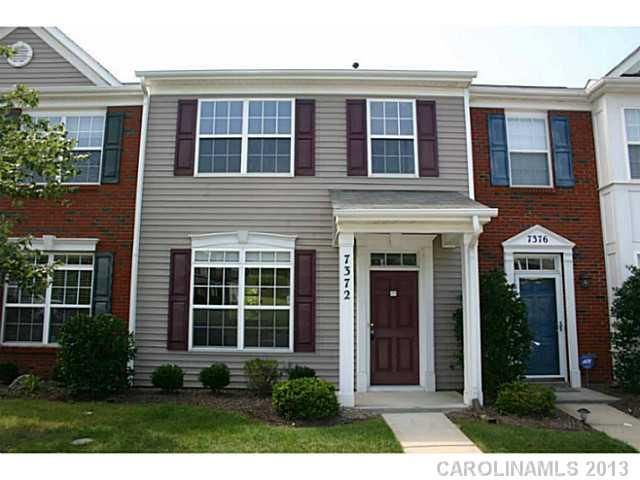 7372 Laurel Valley Rd, Charlotte, NC 28273