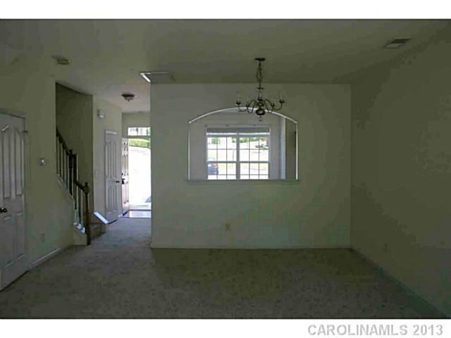 7372 Laurel Valley Rd, Charlotte, NC 28273