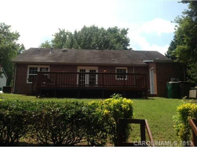6001 Scots Bluff Dr, Charlotte, NC 28227