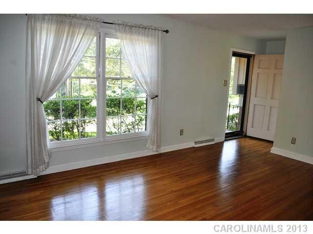 3032 Archdale Rd, Charlotte, NC 28210