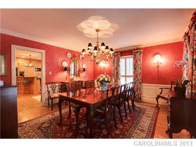 707 Cherokee Rd, Charlotte, NC 28207