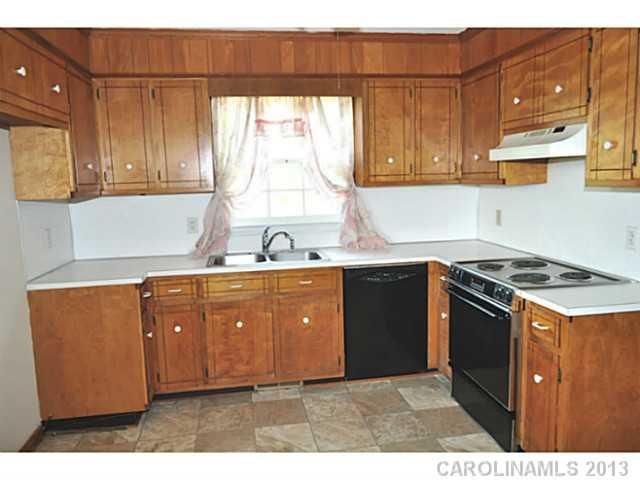 2118 Lancaster Ave, Monroe, NC 28112