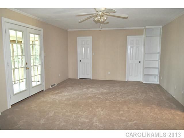 2118 Lancaster Ave, Monroe, NC 28112