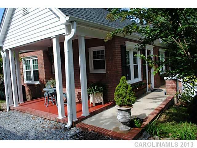 309 Hillcrest Ave, Gastonia, NC 28052