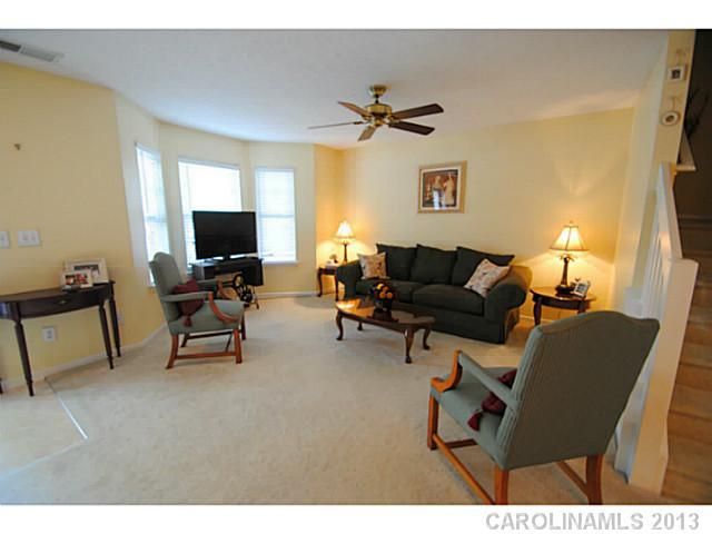 517 Gelderland Dr #-, Matthews, NC 28104