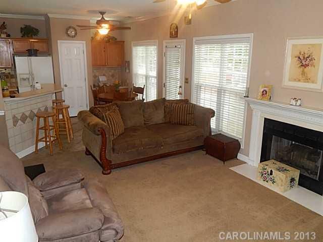 7321 Rothmore St, Charlotte, NC 28213
