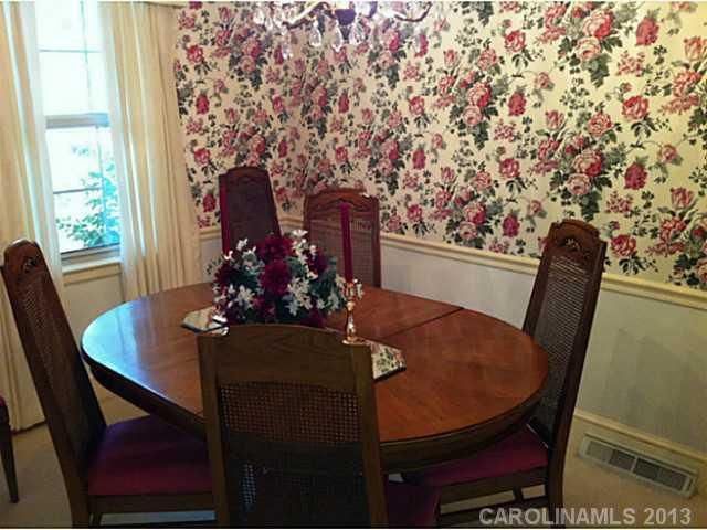 119 Oak Trl, Belmont, NC 28012