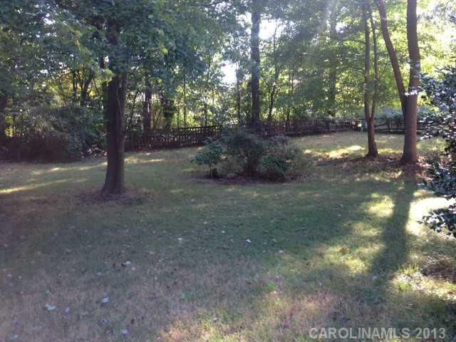 2301 Annecy Dr, Matthews, NC 28105