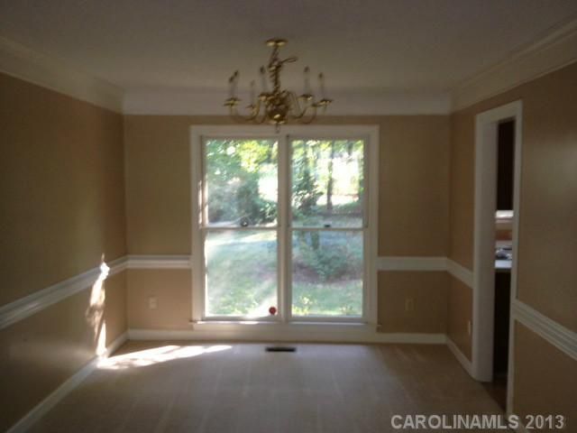 2301 Annecy Dr, Matthews, NC 28105