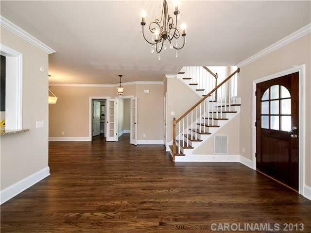 810 Millbrook Rd, Charlotte, NC 28211