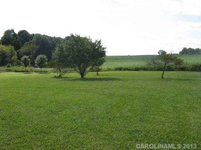 143 Deercroft Dr, Statesville, NC 28625