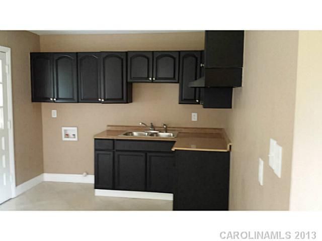 234 Mattoon St, Charlotte, NC 28216