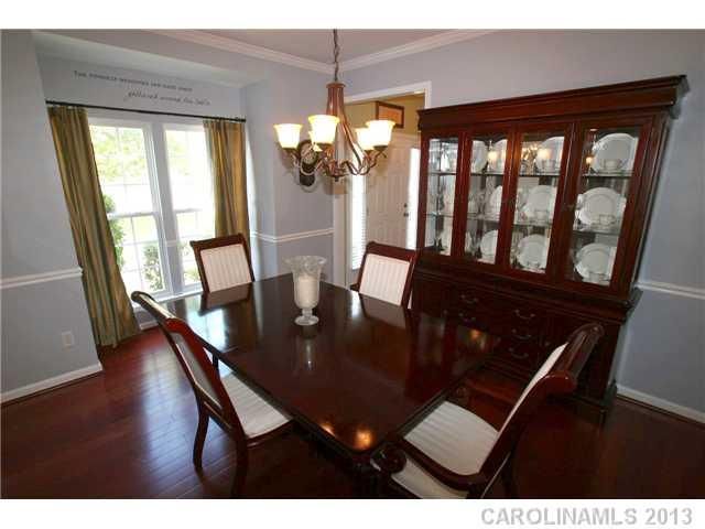 6121 Chavel Ln, Charlotte, NC 28269