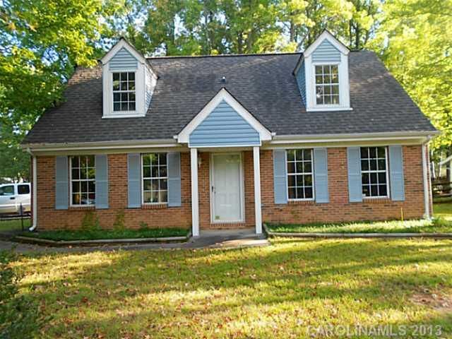 6701 Kindling Ct, Charlotte, NC 28227
