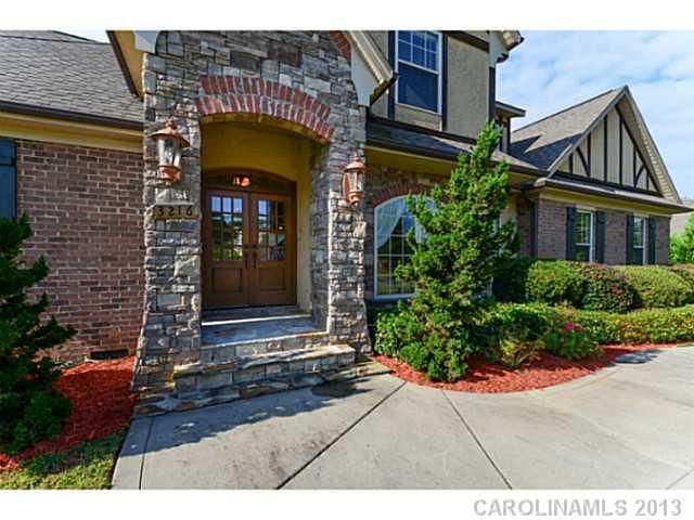 3216 Williams Rd, Matthews, NC 28105