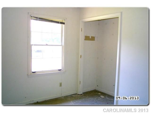913 Markwell Dr, Matthews, NC 28105