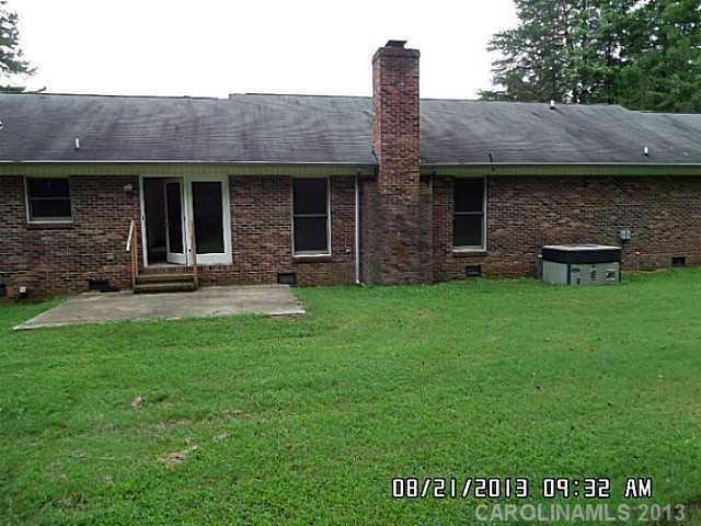 3040 Stablegate Dr, Gastonia, NC 28052