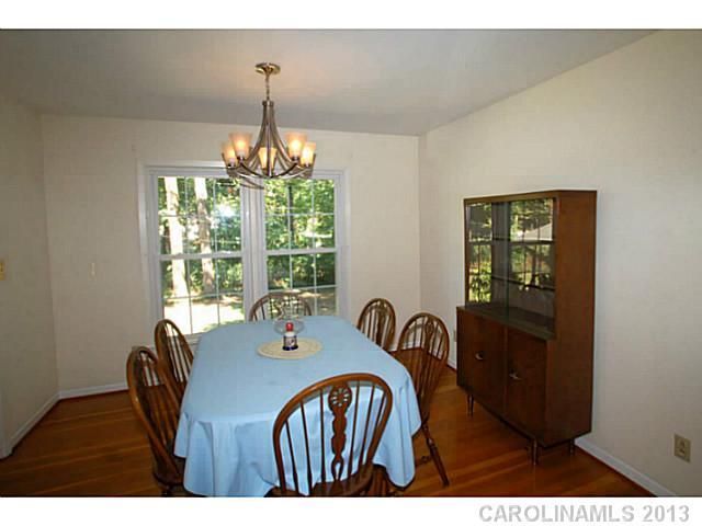 6400 Wheeler Dr, Charlotte, NC 28211