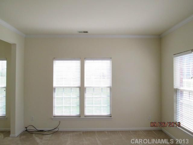 4000 Waterside Ln #F, Cramerton, NC 28032