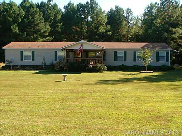 1851 E Chappell Rd, Mcconnells, SC 29726