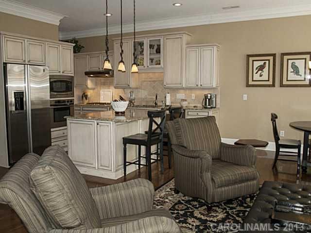 6239 Wakehurst Rd #-, Charlotte, NC 28226