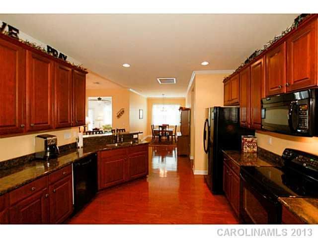 5089 Gladiola Way, Tega Cay, SC 29708