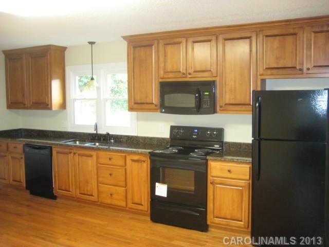 1762 Cameron Rd, Lincolnton, NC 28092