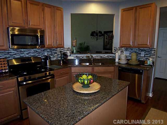 113 Inlet Point Dr #78, Tega Cay, SC 29708