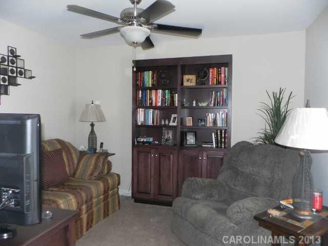 3336 Silver Fox Cir, Lancaster, SC 29720
