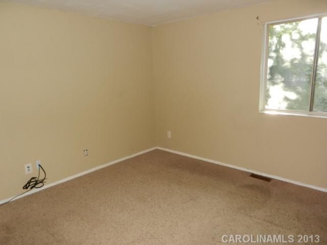 4748 Cheviot Rd, Charlotte, NC 28269