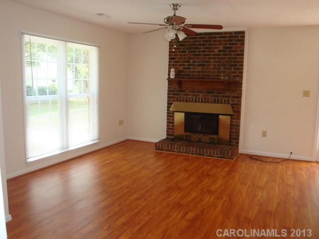 6503 Chewink Ct, Charlotte, NC 28227