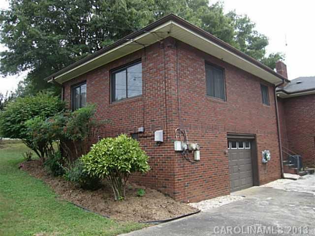 208 Goodman Cir, Concord, NC 28025