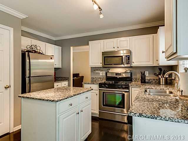 8436 Angwin Pl, Charlotte, NC 28262