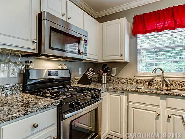 8436 Angwin Pl, Charlotte, NC 28262