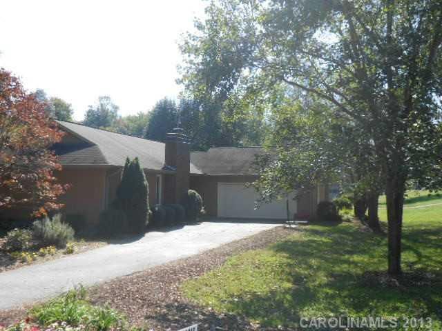 2170 NE 21st St, Hickory, NC 28601
