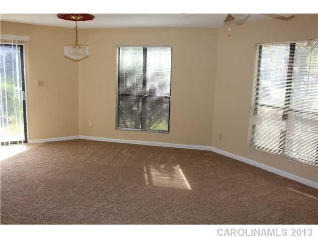 8071 Cedar Glen Dr #8071, Charlotte, NC 28212