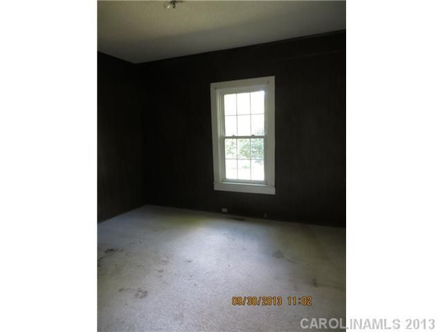 325 Huffman Rd, Gastonia, NC 28056